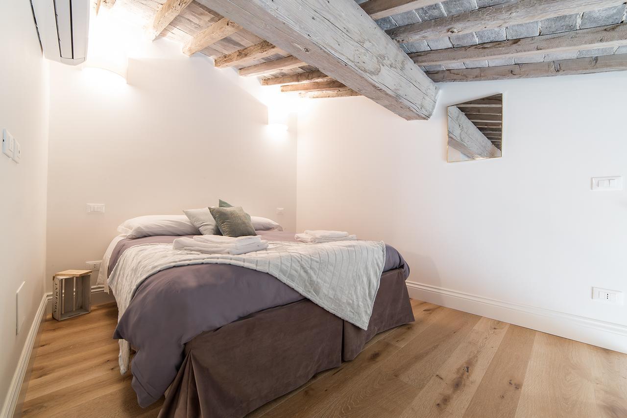 Santa Croce Apartment فلورنس المظهر الخارجي الصورة