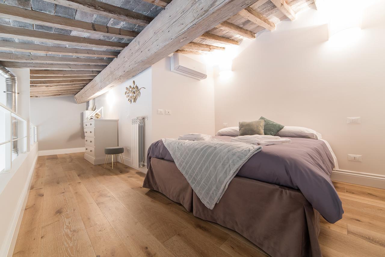 Santa Croce Apartment فلورنس المظهر الخارجي الصورة